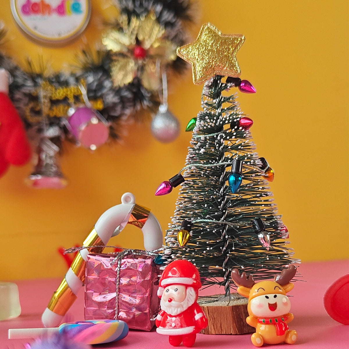 Christmas Holidays Theme โ Dohdle Playdough Kit