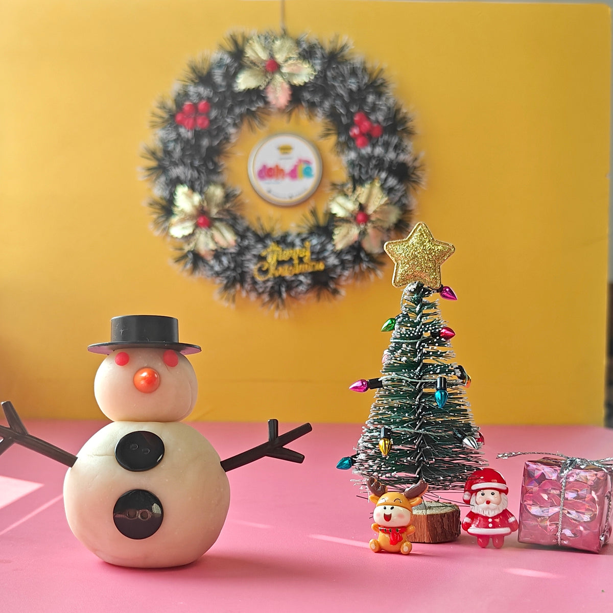 Christmas Holidays Theme – Dohdle Playdough Kit