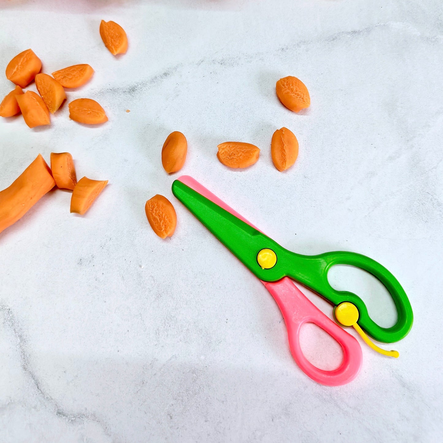 Playdough Scissor – Dohdle Playdough